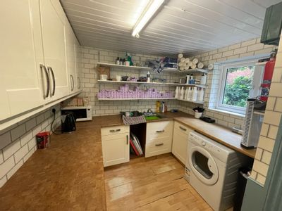 Property Image for 16 Swan Street, Bawtry, Doncaster, South Yorkshire, DN10 6JQ