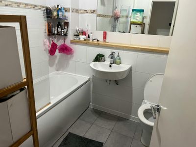 Property Image for 464-464a Roman Road, Bow, E3 5LU