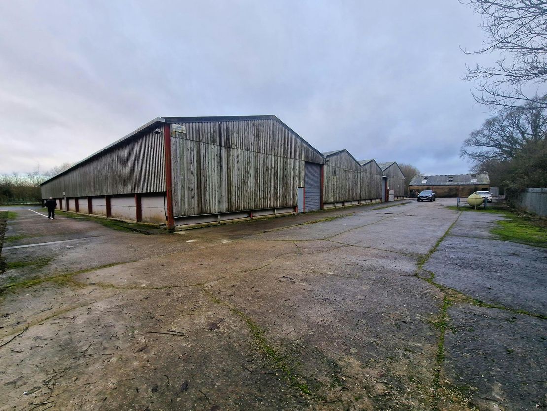Unit 1, The Cattle Building, Moth Farm Industrial Estate, Spybush Lane, Brown Candover, Alresford, SO24 9TP