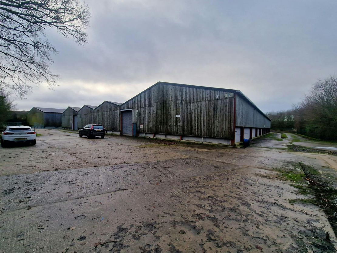 Unit 1, The Cattle Building, Moth Farm Industrial Estate, Spybush Lane, Brown Candover, Alresford, SO24 9TP
