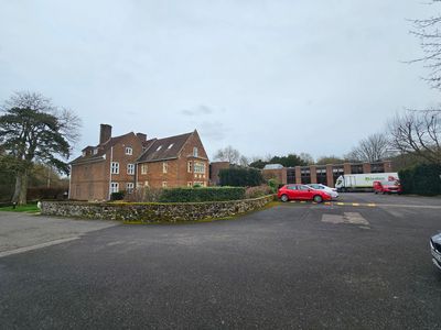Property Image for Nepicar House, London Road, Wrotham Heath, Sevenoaks, Kent, TN15 7RS
