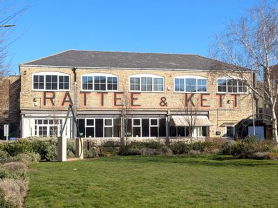 Property Image for First Floor School House, Homerton Gardens, Cambridge, Cambridgeshire, CB2 8EB