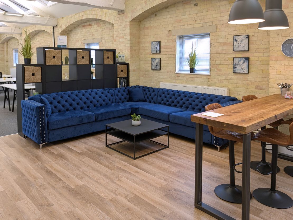 First Floor School House, Homerton Gardens, Cambridge, Cambridgeshire, CB2 8EB