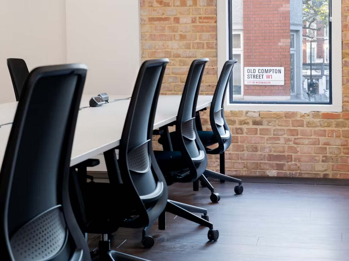 58 Wardour St, London W1D 4JQ