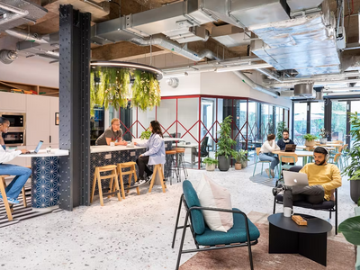 Property Image for 2 Whitechapel Rd, London E1 1EW