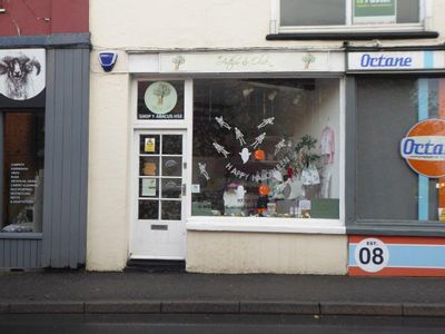 Property Image for Shop 1, Abacus House, Cranbrook Road, Hawkhurst, TN18 4AR