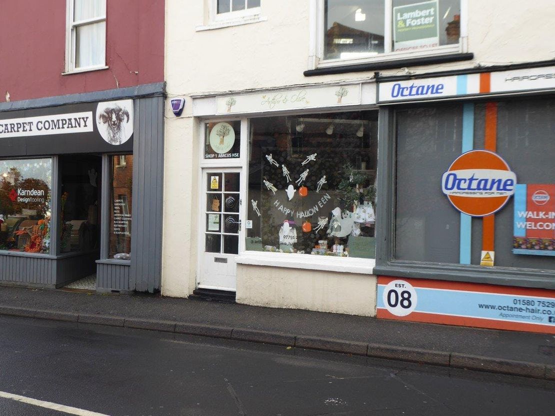 Shop 1, Abacus House, Cranbrook Road, Hawkhurst, TN18 4AR