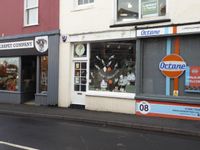 Property Image for Shop 1, Abacus House, Cranbrook Road, Hawkhurst, TN18 4AR