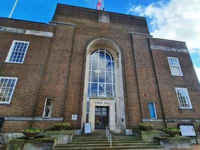 Property Image for SERVICED OFFICES / CO-WORKING - Town Hall, Mount Pleasant Road, Tunbridge Wells, TN1 1RS