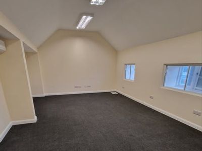 Property Image for 10 High Street, Otford, Sevenoaks, TN14 5PQ