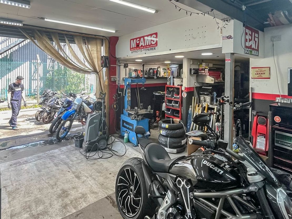 Unit 10 Johnsons Way, Park Royal, NW10 7PF