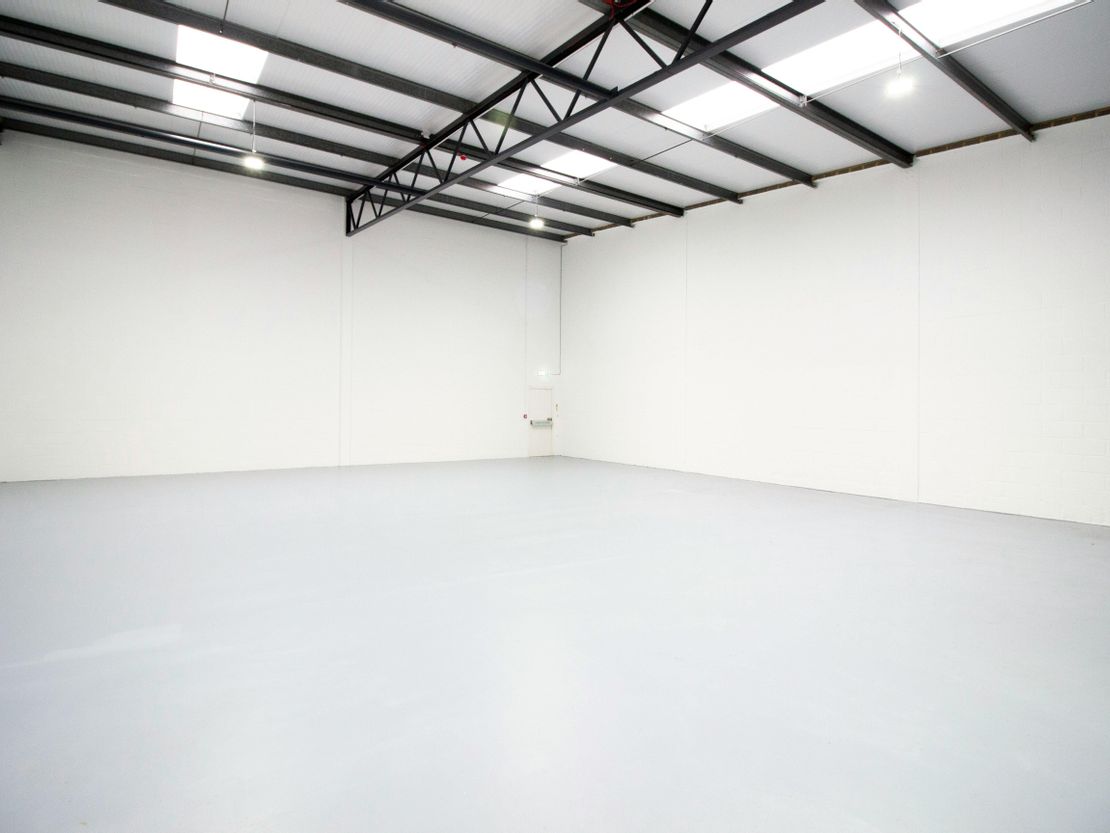 Unit 11 Mitre Bridge Industrial Estate, Mitre Way, White City, W10 6AU