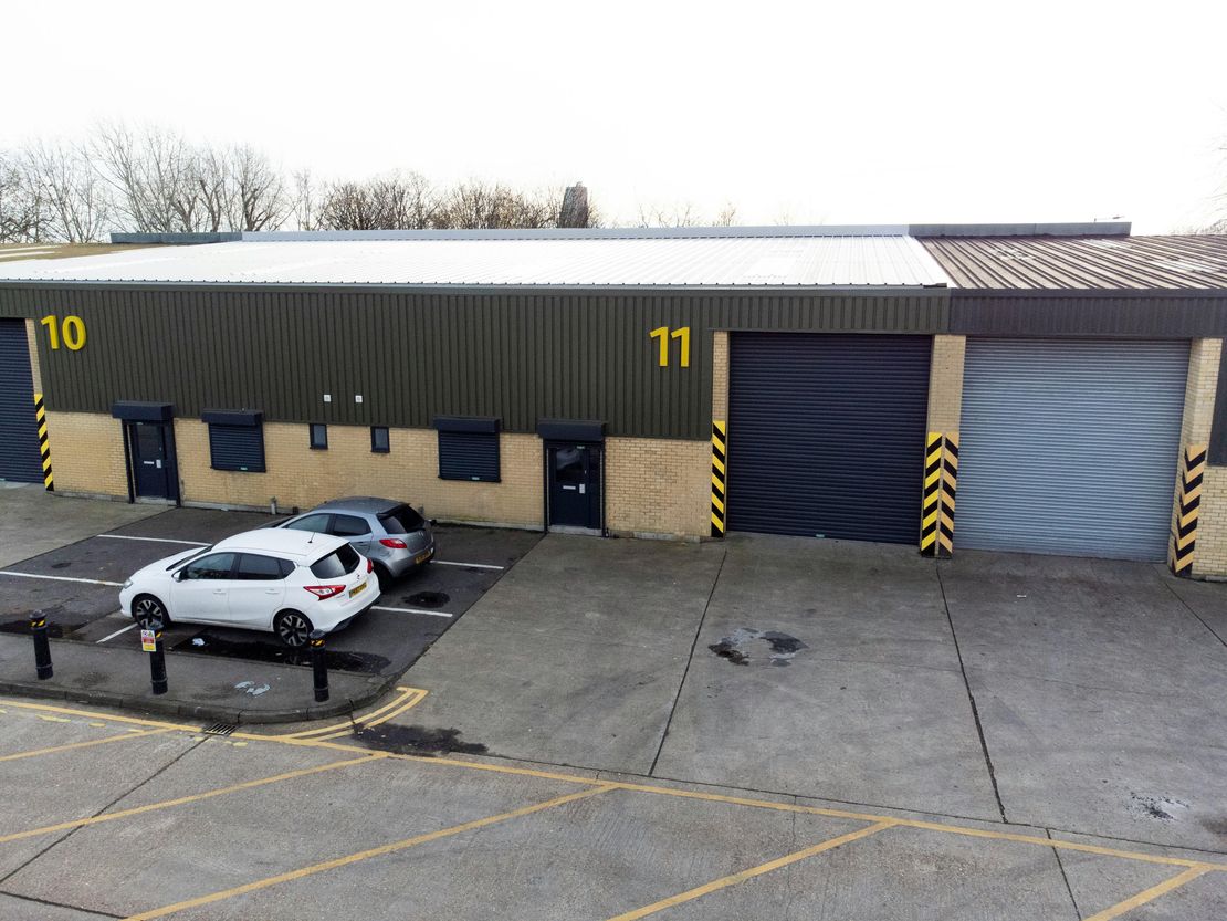 Unit 11 Mitre Bridge Industrial Estate, Mitre Way, White City, W10 6AU