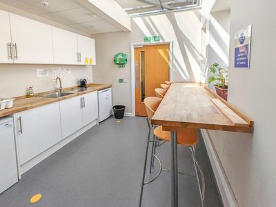 Property Image for First Floor Offices, 40 Gorst Road, Park Royal, NW10 6HZ