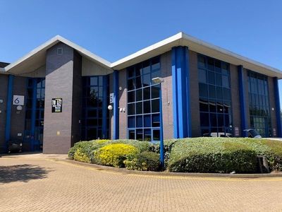 Property Image for 6 Silver Court (FF), Watchmead, Welwyn Garden City, Hertfordshire, AL7 1TS
