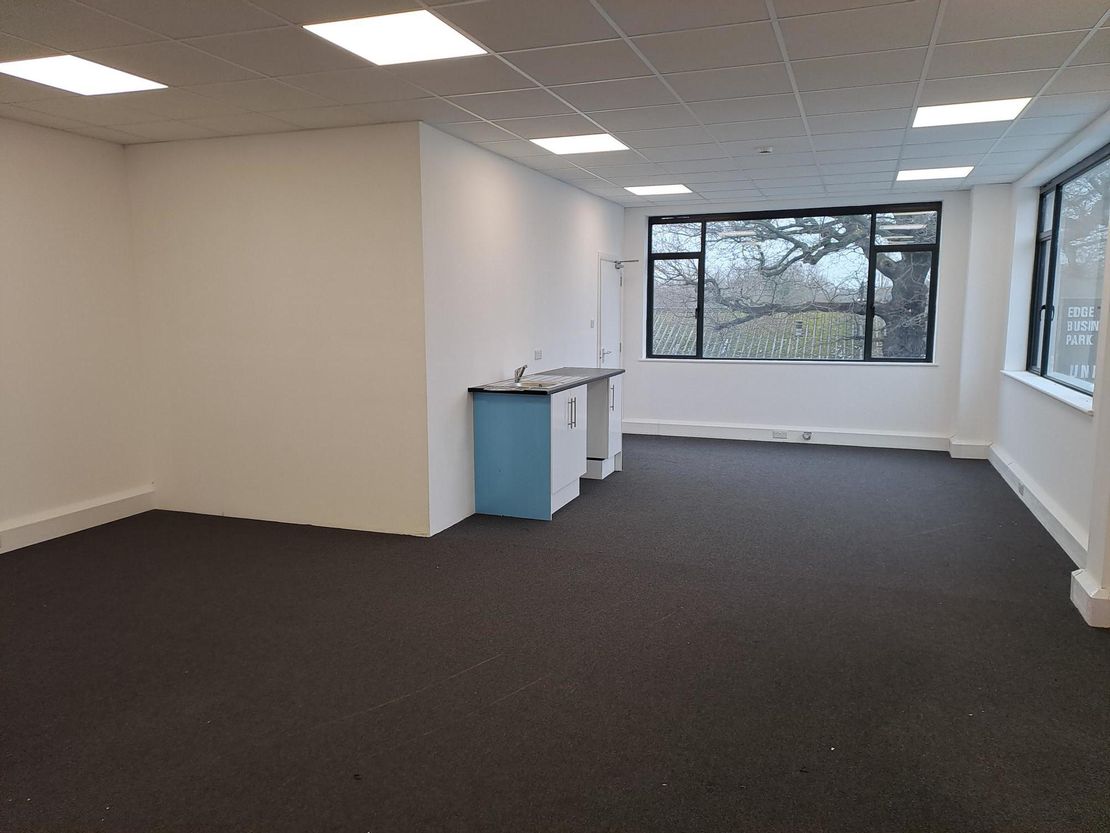 12 The Edge Business Park, Brownfields, Welwyn Garden City, Hertfordshire, AL7 1AN