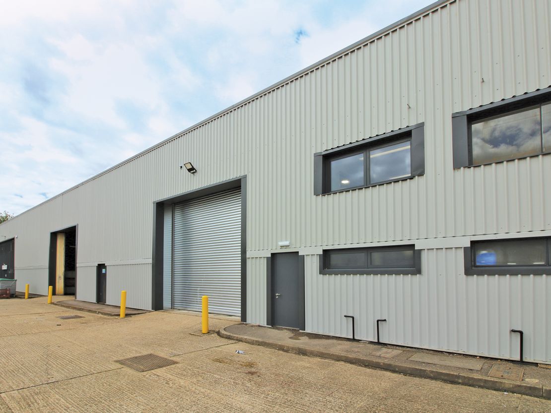 Unit 2 Pin Green Industrial Estate, Cartwright Road, Pin Green, Stevenage, Hertfordshire, SG1 4QJ