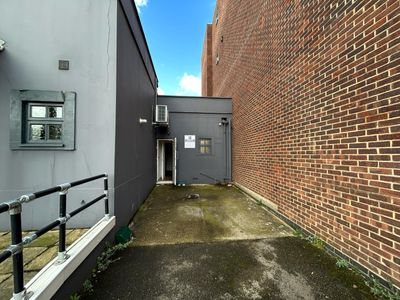 Property Image for 322 London Road, Waterlooville, Hampshire, PO7 7DU