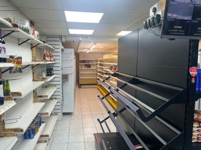 Property Image for 105 Victoria Road, Romford, RM1 2LX