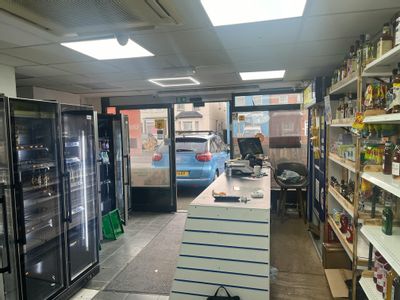 Property Image for 105 Victoria Road, Romford, RM1 2LX