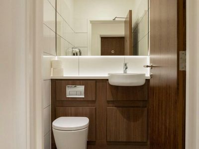 Property Image for Unit 3 Turnhams Green, Pinsents Lane, Reading, RG31 4UH