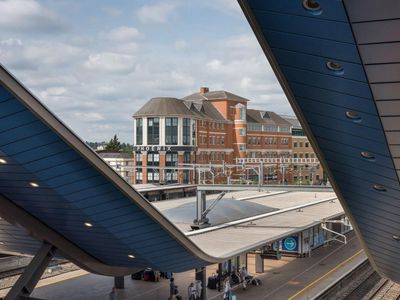 Property Image for Phoenix, 1 Station Hill, Reading, RG1 1NB