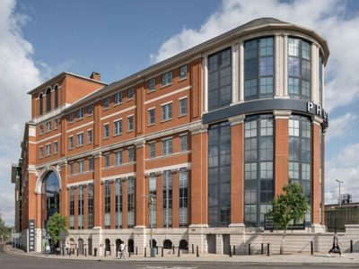 Property Image for Phoenix, 1 Station Hill, Reading, RG1 1NB