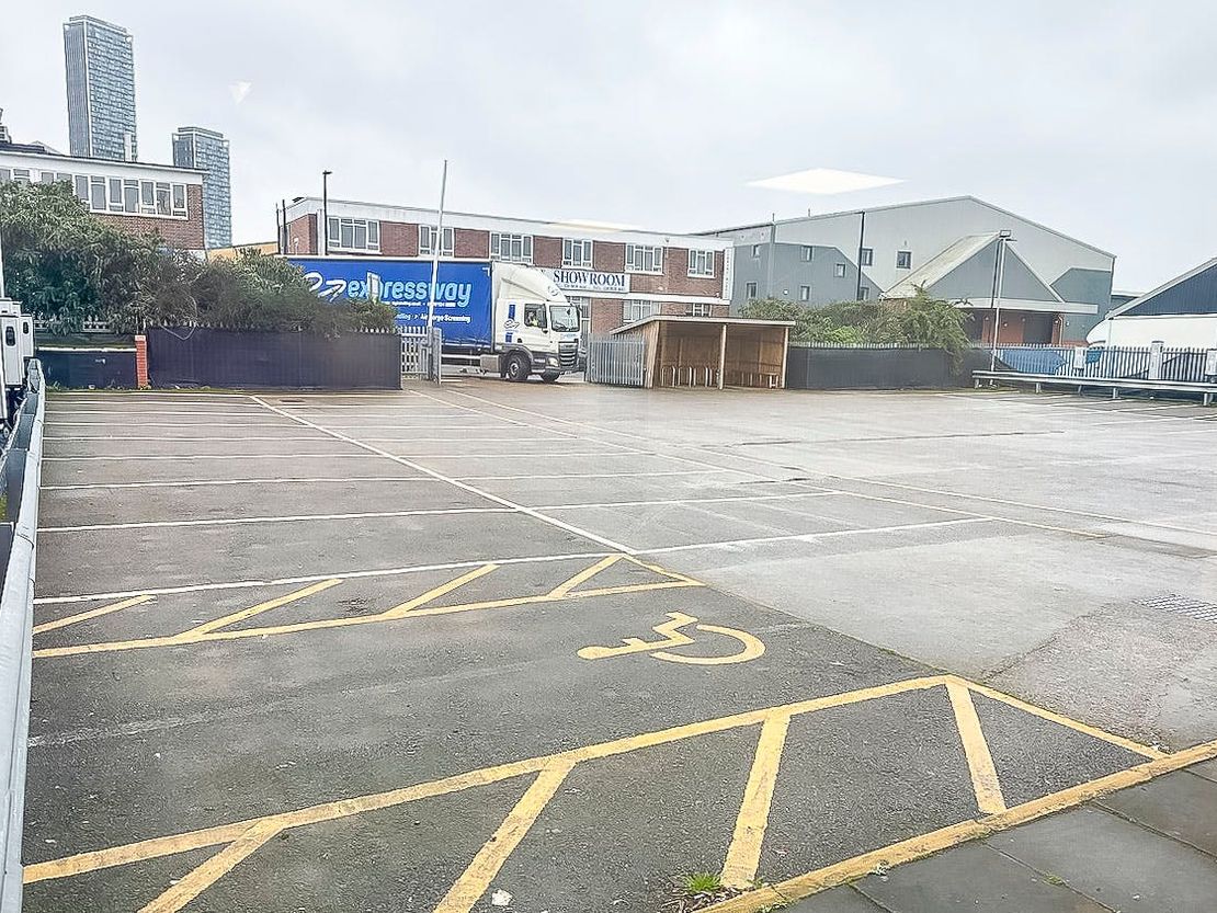 Unit 46-50 Standard Road, Park Royal, NW10 6EU
