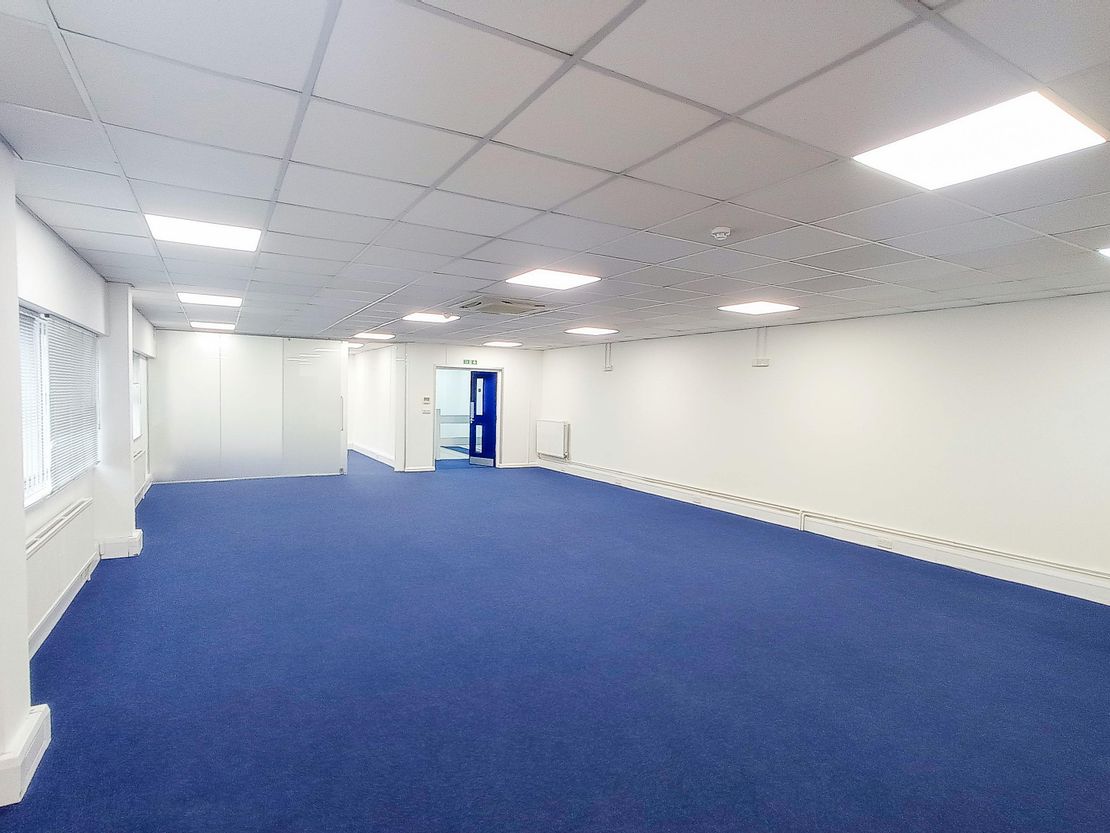 Unit 46-50 Standard Road, Park Royal, NW10 6EU