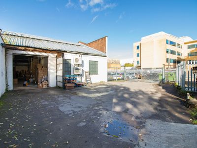 Property Image for The Ten Building, Wellcroft Road, Slough, SL1 4AQ