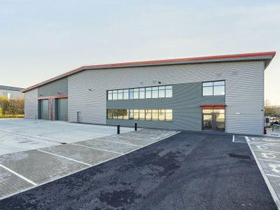 Property Image for Unit 2 Tavis House Business Centre, Bingley Road, Hoddesdon, EN11 0NX