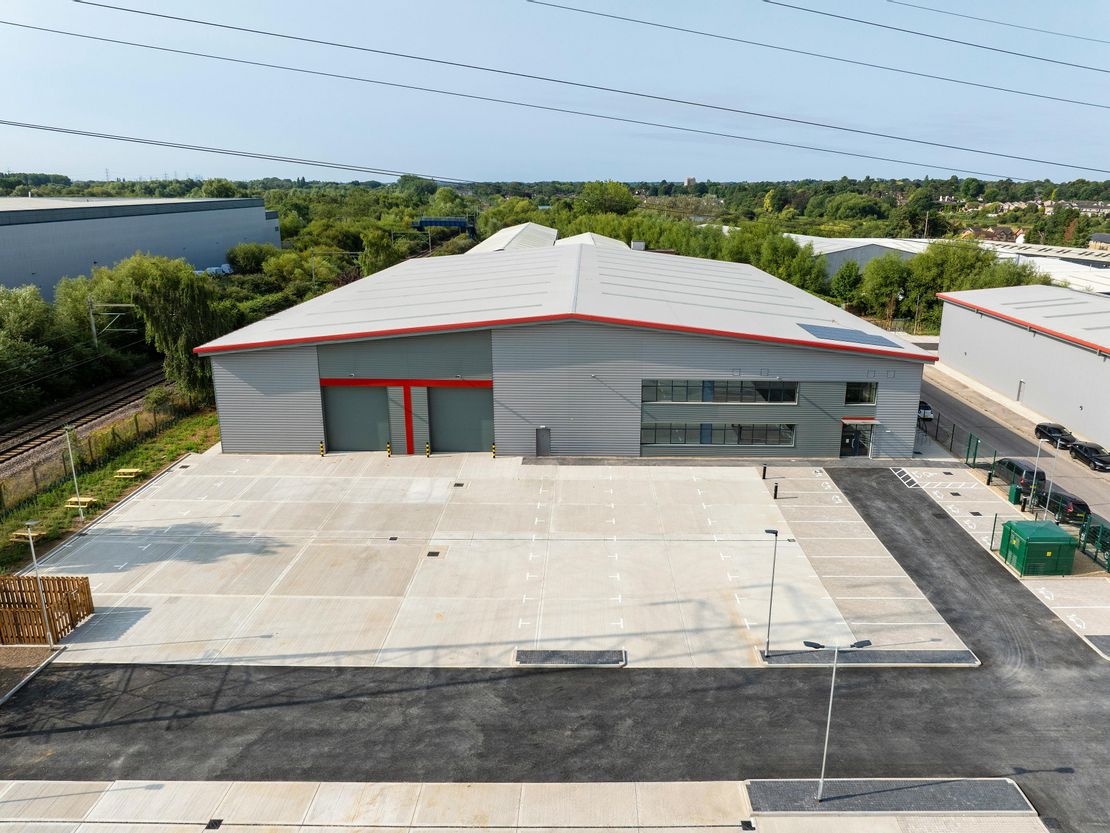 Unit 2 Tavis House Business Centre, Bingley Road, Hoddesdon, EN11 0NX