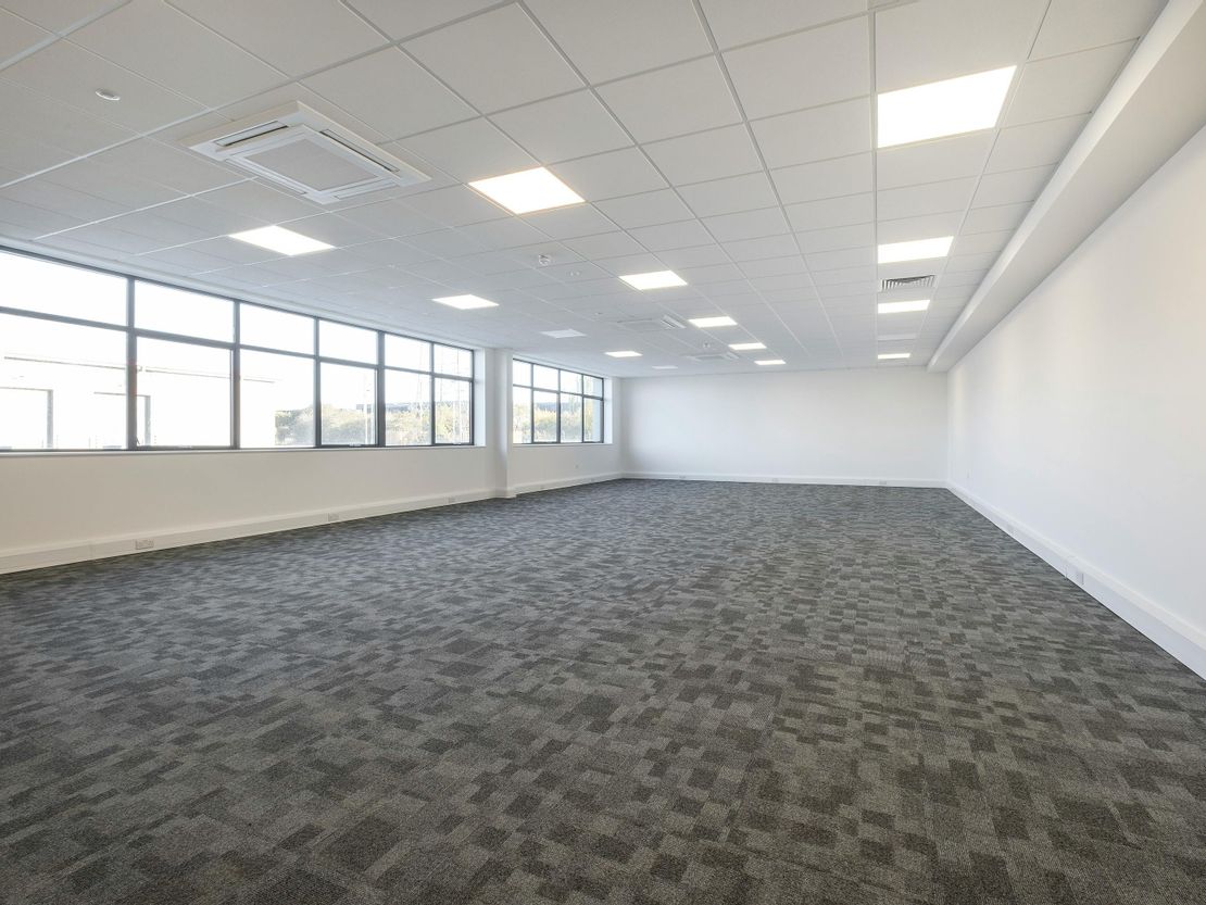 Unit 2 Tavis House Business Centre, Bingley Road, Hoddesdon, EN11 0NX
