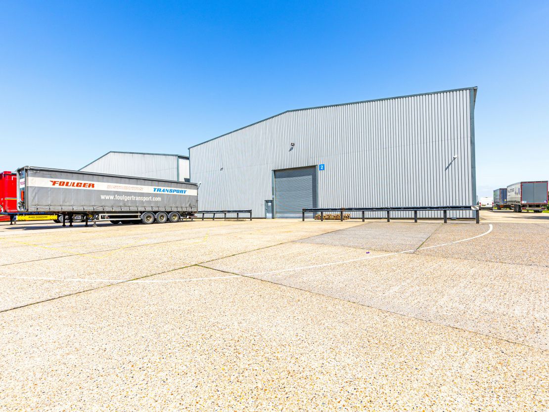 Johnston Quarter, Harling Road, Snetterton, Snetterton, NR16 2JU