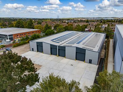 Property Image for Unit 2, Woodside Industrial Estate, Humphrys Road, Dunstable, LU5 4TP