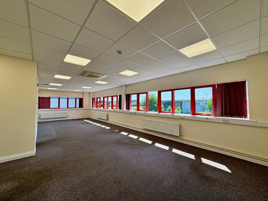 Unit 19 Chartmoor Road, Leighton Buzzard, LU7 4WG