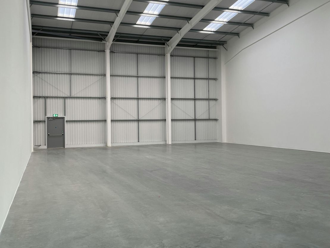 Unit 8 Trade City Luton, Kingsway, Luton, LU1 1TT