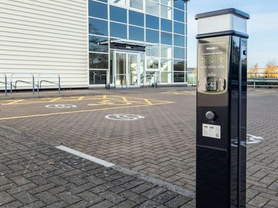 Property Image for Unit 4 Quadrant Park, Welwyn Garden City, AL7 1FS