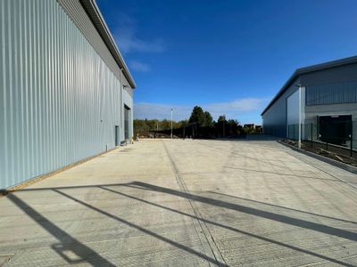 Property Image for Unit E, A41 Connect, Westfield Road, Pitstone, LU7 9GX