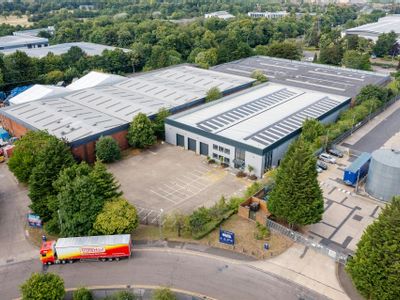 Property Image for Unit 36 Woodside Industrial Estate, Verey Road, Dunstable, LU5 4TT