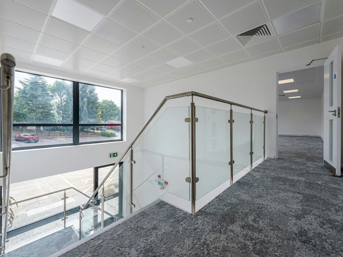 Unit 36 Woodside Industrial Estate, Verey Road, Dunstable, LU5 4TT
