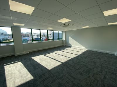 Property Image for Unit 8 North Orbital Commercial Park, Napsbury Lane, St. Albans, AL1 1XB