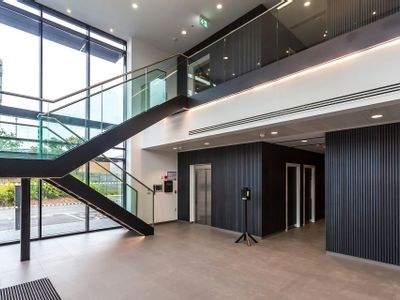 Property Image for Vision44, Woodside Industrial Estate, 1/1A Humphrys Road, Dunstable, LU5 4TP