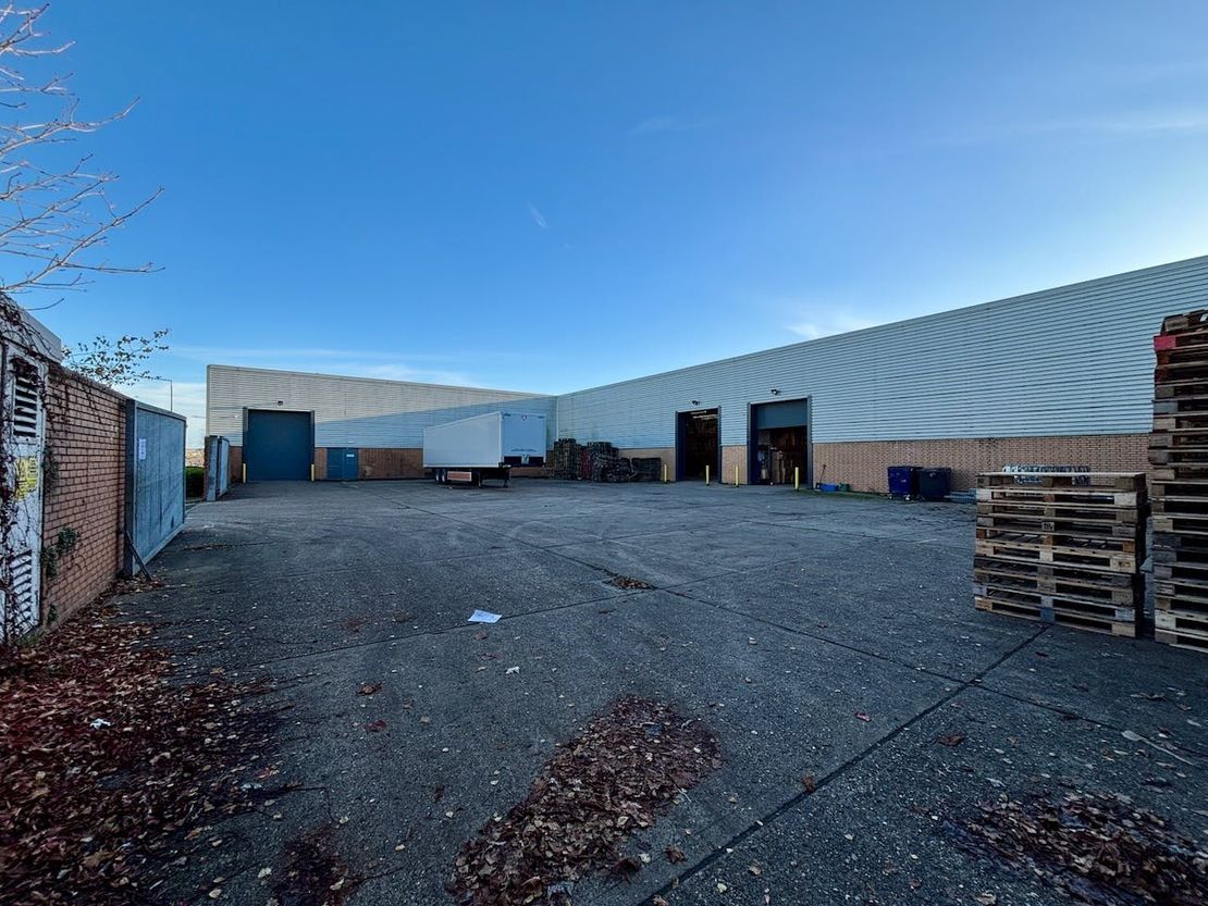 Units 15 - 18 Granby Trade Park, Peverel Drive, Bletchley, Milton Keynes, MK1 1NN