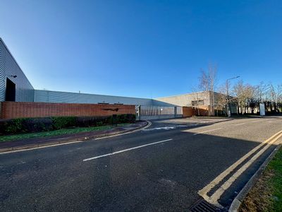 Property Image for Units 15 - 18 Granby Trade Park, Peverel Drive, Bletchley, Milton Keynes, MK1 1NN