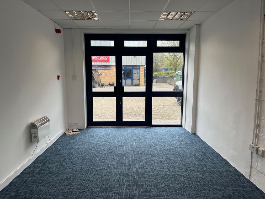 9 Heathfield, Stacey Bushes, Milton Keynes, Buckinghamshire, MK12 6HP