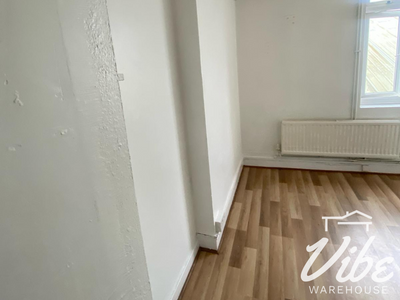 Property Image for office 5a, 52 Alexandra Rd, Enfield EN3 7EG