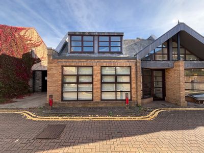 Property Image for 50 Cambridge Place, Cambridge, Cambridgeshire, CB2 1NS