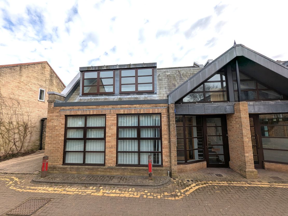 50 Cambridge Place, Cambridge, Cambridgeshire, CB2 1NS