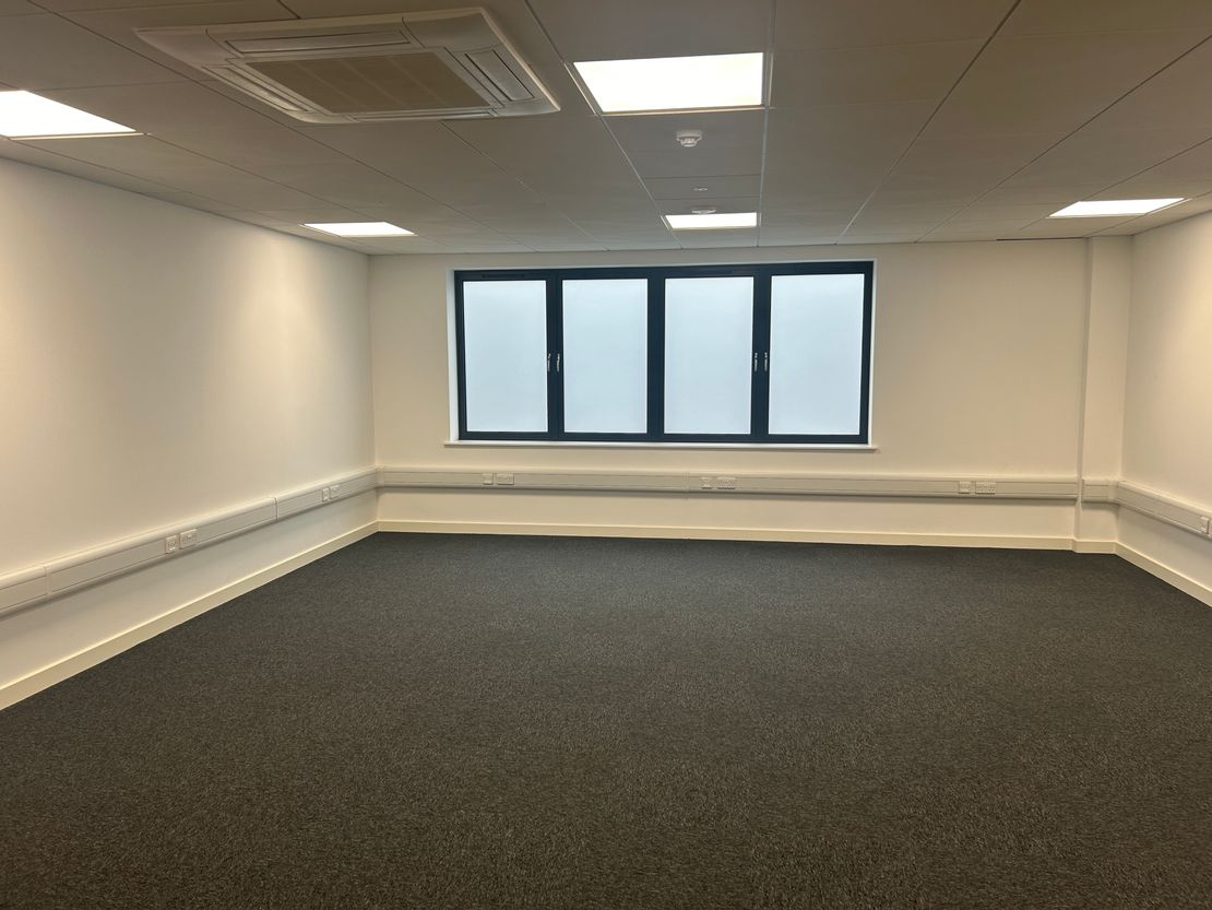 Unit 2 The Grange, Romsey Road, Stonymarsh, Hampshire, SO51 0AE